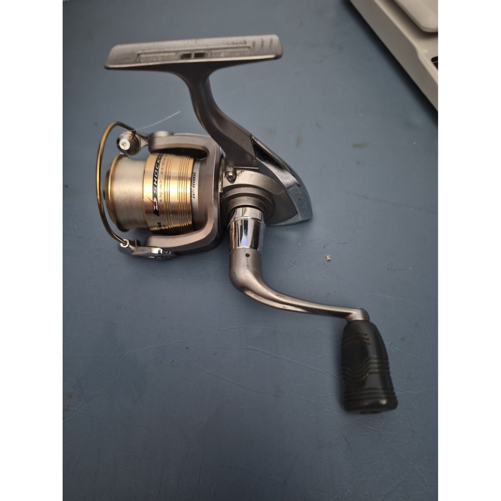 Daiwa D Shock 1500 5bearing Fishing Spinning Reel EUC